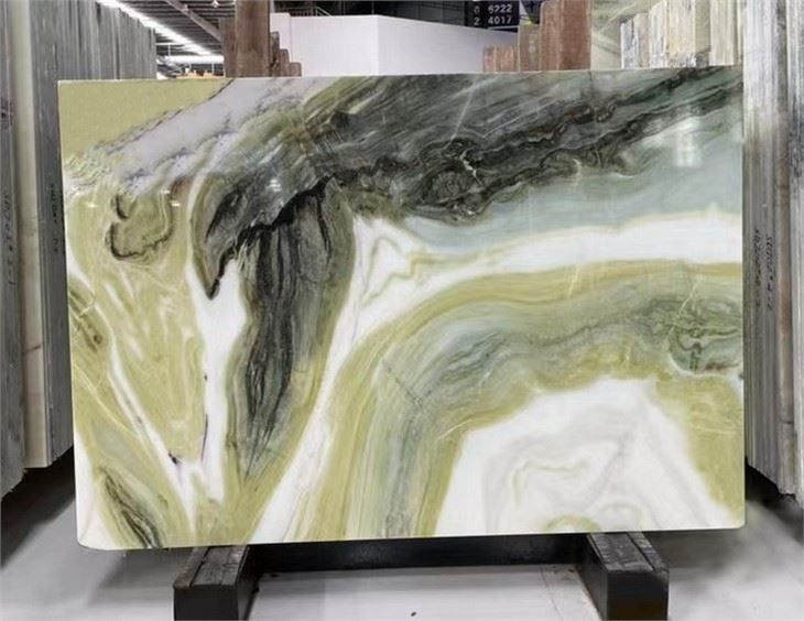 Мечтая о зеленых мраморных плитах