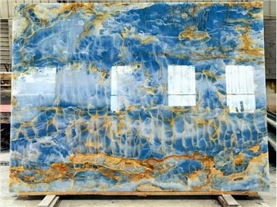 Каменные плиты из голубого оникса
