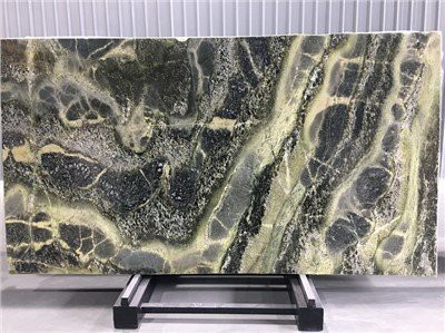 Натуральные ирландские зеленые мраморные плиты