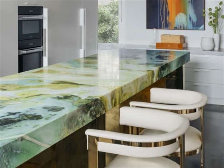Dreaming Green marble dining table