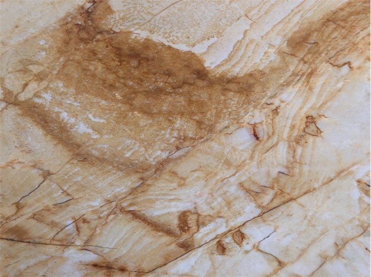 Gold Macaubas Quartzite