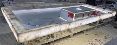 Создание света: как мы изготовили столешницы Cristallo с подсветкой для экспо...