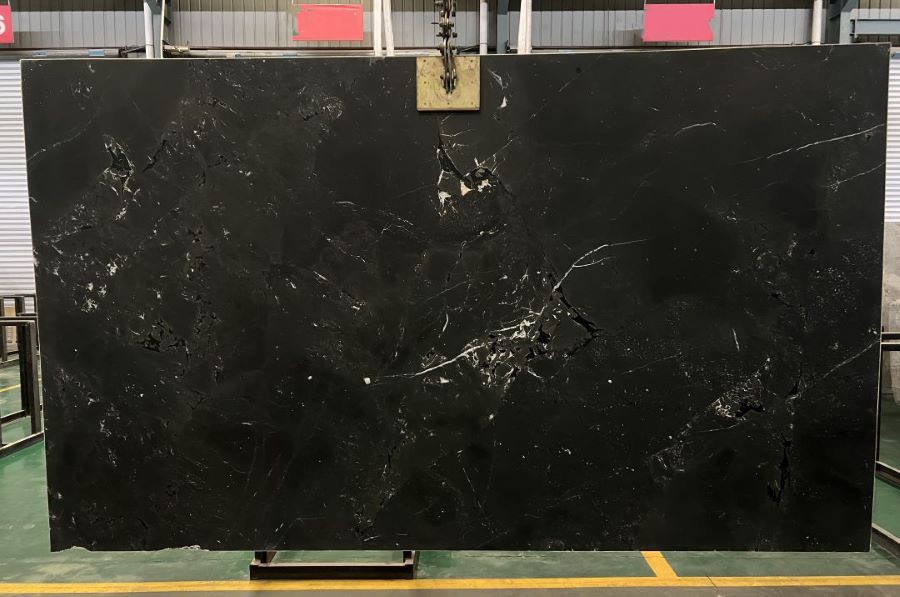 Negresco Quartzite 1 Negresco Quartzite 1