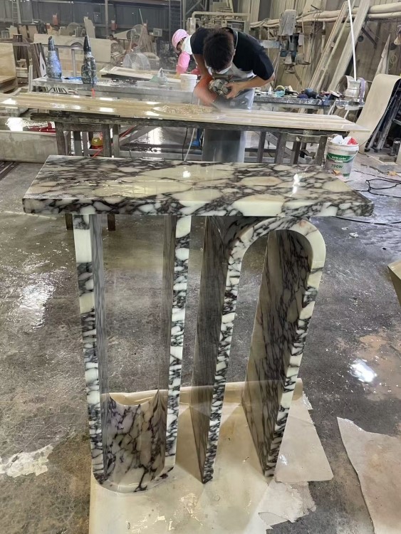 Calacatta Table Calacatta Table