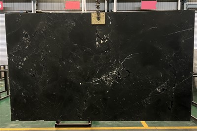 Черная кварцитовая плита Негреско