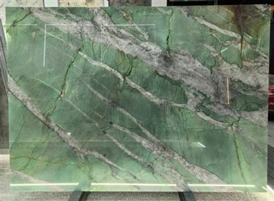 Фуксит Кристалл Кварцит