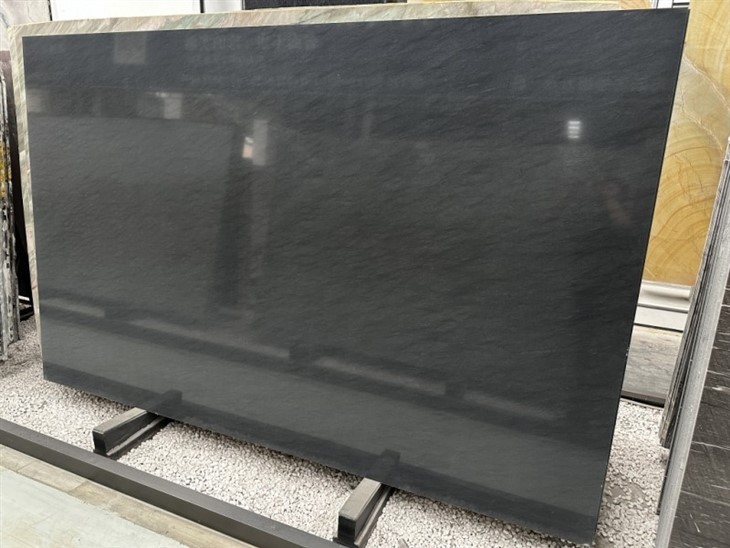 Black Quartzite Slab
